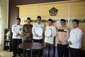 MUI Kota Probolinggo dan Kemenag Tandatangani Perjanjian Kerja Sama tentang Pembinaan Umat dan Sertifikasi Halal