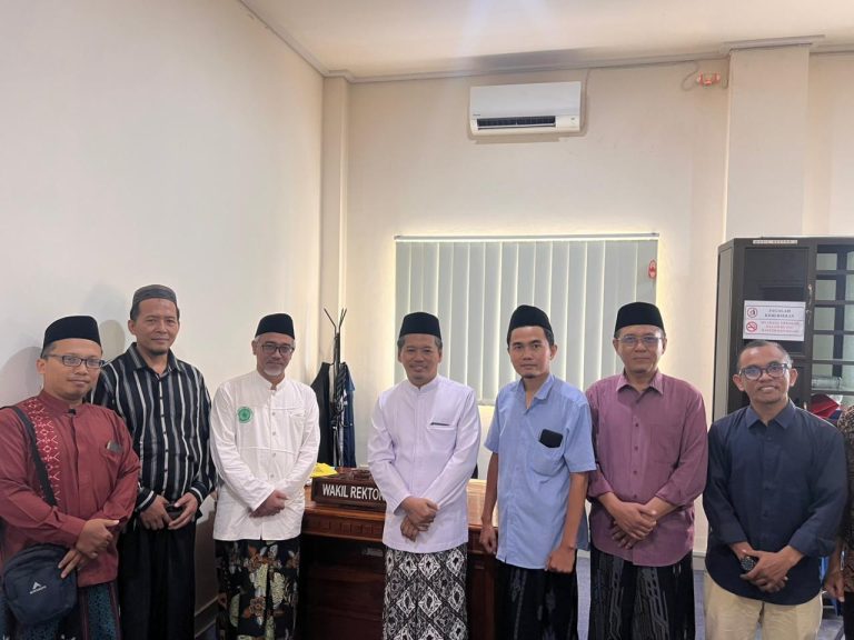 MUI Kota Probolinggo Bahas Penguatan Jurnal Ilmiah dalam Audiensi dengan Universitas Nurul Jadid
